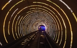 上海外滩观光隧道收费吗，上海外滩观光隧道营业时间 